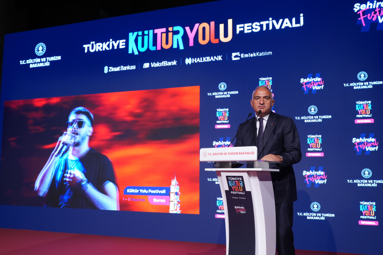 Bakan Ersoy: Türkiye Kültür Yolu Festivali gelecek yıl 20 şehre taşınacak