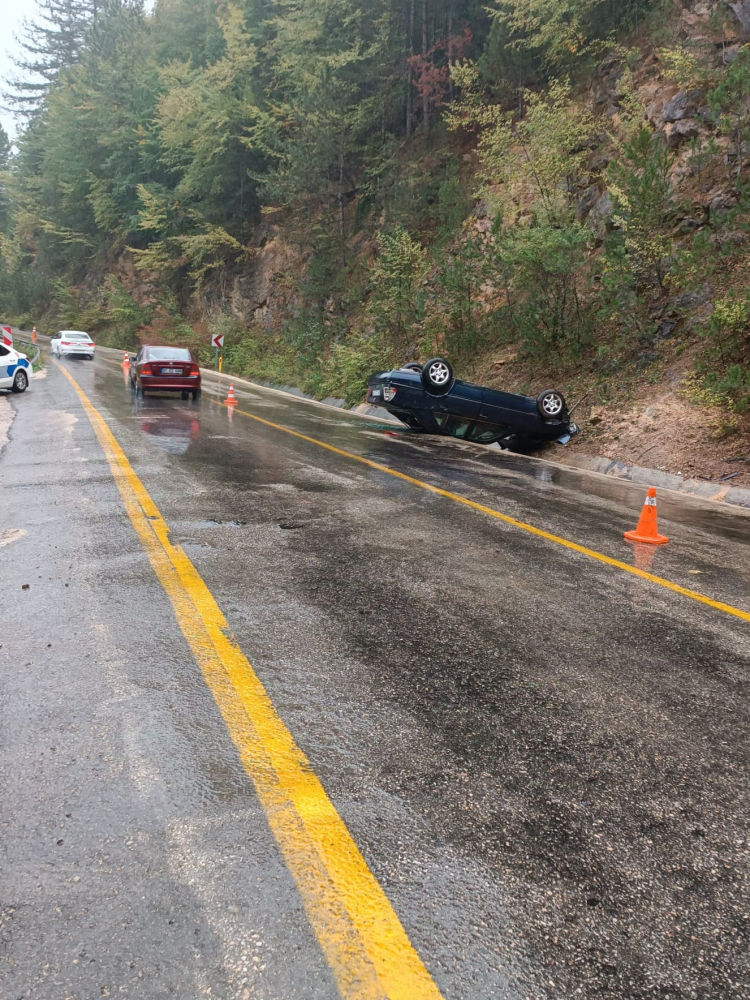 Karabük'teki üç trafik kazasında 3 kişi yaralandı