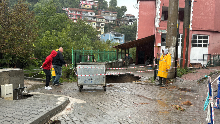 Zonguldak'ta kuvvetli yağış sonrası hasar tespit çalışmaları sürüyor