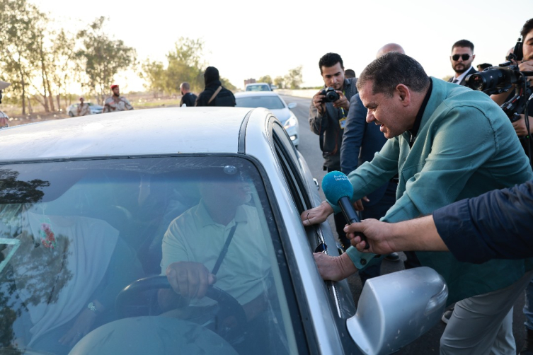 Libya Başbakanı Dibeybe, Türk şirketin yaptığı yolun ilk etabını açtı