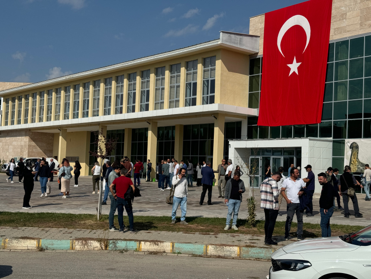 Malatya'da 5,9 büyüklüğünde deprem