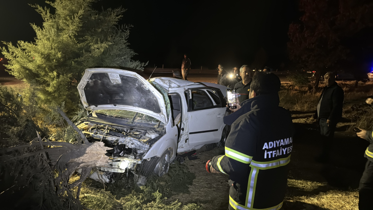 Adıyaman'da iki otomobil çarpıştı: 1 ölü, 3 yaralı