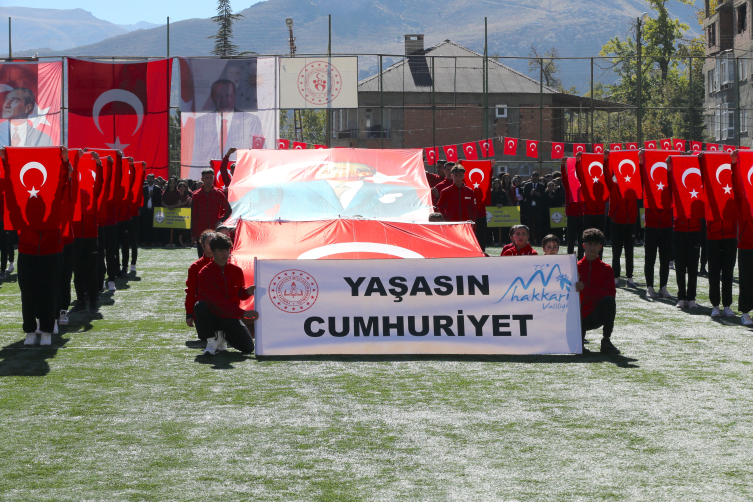 Cumhuriyet'in 101. yılı kutlanıyor