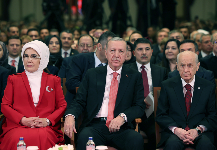 Cumhurbaşkanı Erdoğan: Yeniden ve daha güçlü bir başlangıcın arifesindeyiz