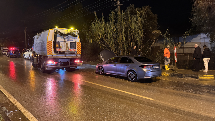 Muğla'da sağanak nedeniyle evleri su bastı