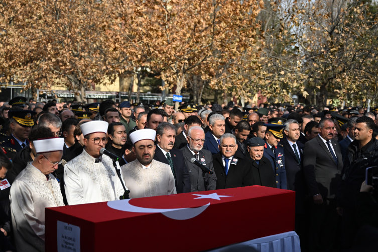 Şehit Tuğgeneral İsa Baydilli, Kayseri'de son yolculuğuna uğurlandı