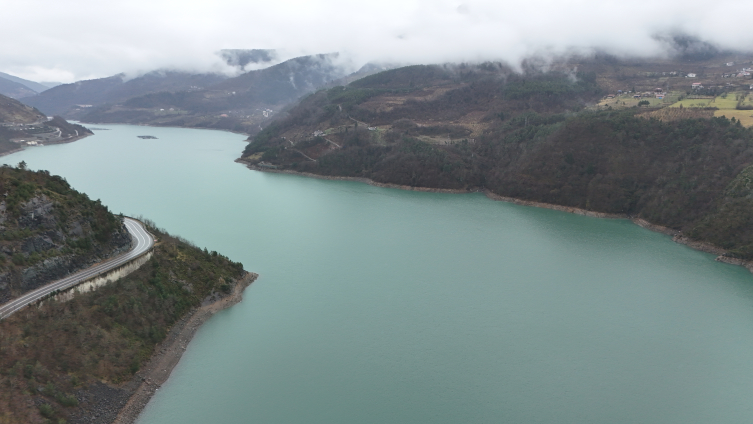 Artvin'deki barajlardan ülke ekonomisine 19 milyar lira katkı