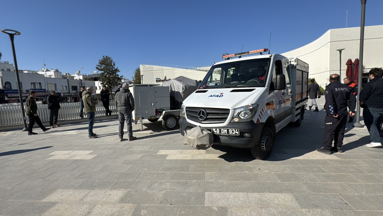 Ege'deki depremler için Bodrum'a "mobil siren sistemi" konuşlandırıldı