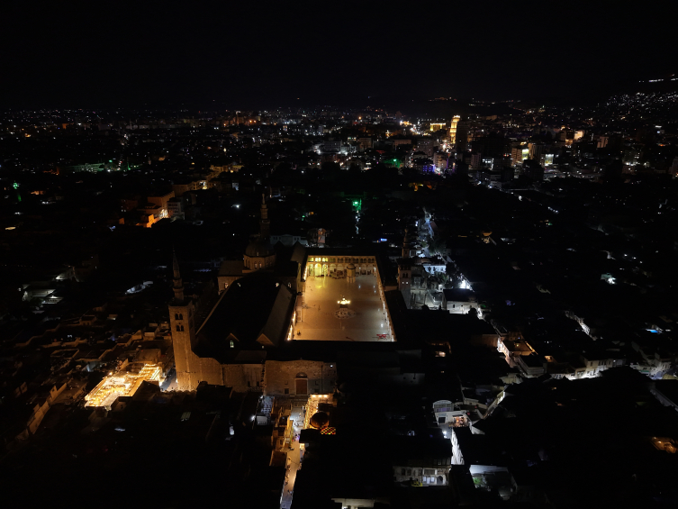 Suriye'de Emevi Camii'nde bakım ve onarım çalışması yapılıyor