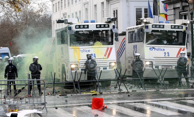 Fransa'daki akaryakıt protestoları Belçika'ya sıçradı