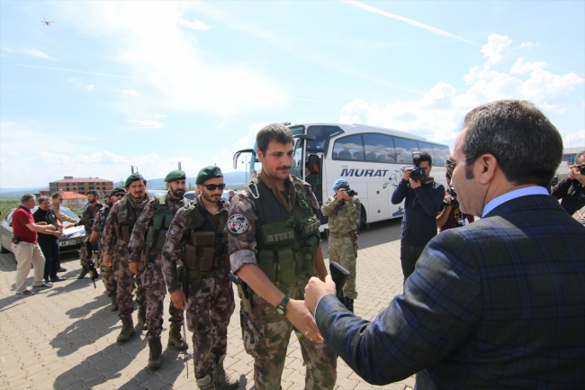 Dualarla uğurlanan PÖH’ler birliklerine döndü