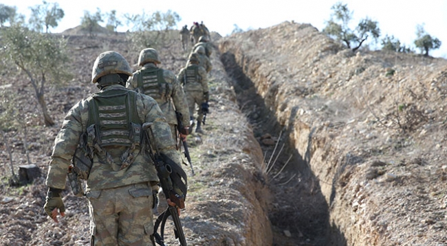 Afrin'de teröristlerin eğitim alanı ele geçirildi