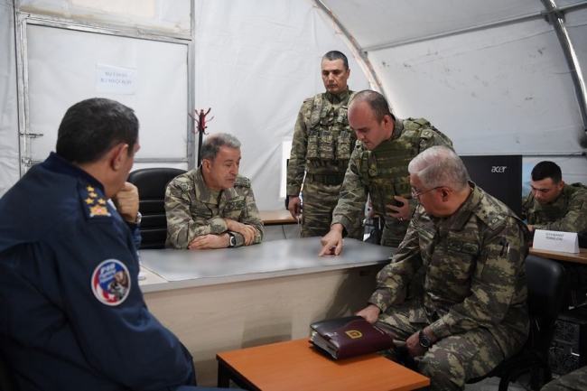 Genelkurmay Başkanı Orgeneral Akar: Afrin'de bulunan teröristlerin sonu hüsran olacak