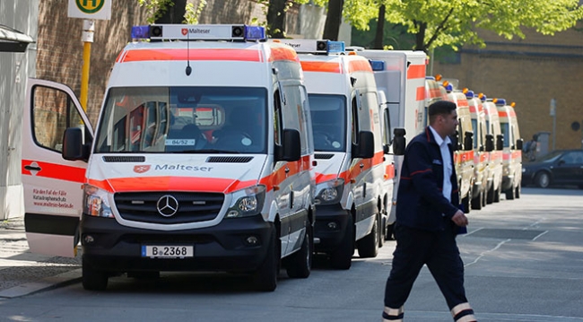 Berlin, tarihi bombanın etkisiz hale getirilmesi için boşaltılıyor