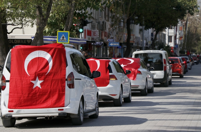 Türkiye Mehmetçik için tek yürek