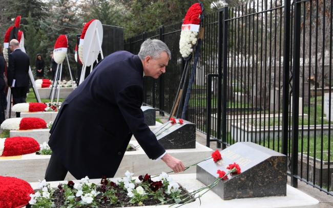 18 Mart Şehitleri Anma Günü için tüm yurtta etkinlikler yapıldı