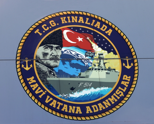 TCG Kınalıada için özel amblem