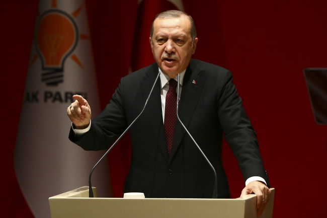 Cumhurbaşkanı Recep Tayyip Erdoğan: Amerikan bayraklarıyla terör örgütleri, bölgede cirit atıyorlar