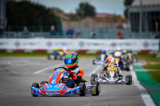 12 yaşındaki milli karting sürücüsü İtalya'da piste çıktı