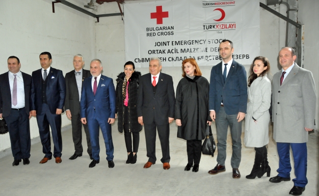 Türk Kızılayı, Kızılhaç ile "Ortak Acil Malzeme Deposu" kurdu