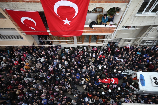 İstanbul şehitleri son yolculuğuna uğurlandı