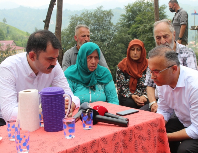 Bakan Kurum: 320 kişiyle arama çalışmalarımız devam ediyor