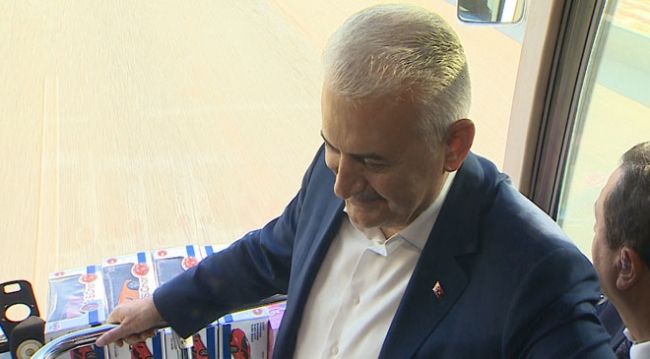 TRT Haber ekibi, Başbakan Yıldırım'ın bir gününe tanıklık etti