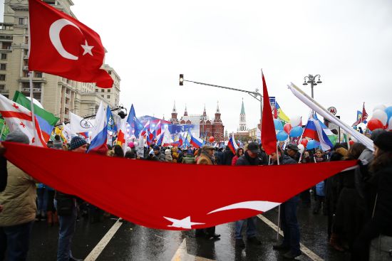 Rusya'da binlerce kişi Ulusal Birlik Günü'nü kutladı