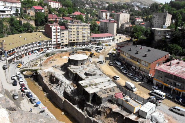 Bitlis’te tarihi köprülerin restorasyonuna başlandı