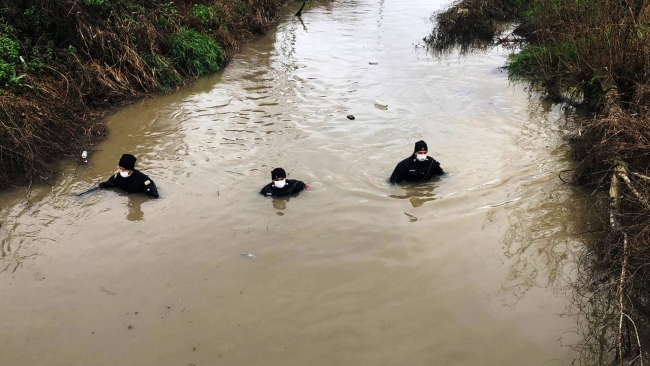 Kemik parçalarının bulunduğu olay yerinde bir de ayak bulundu