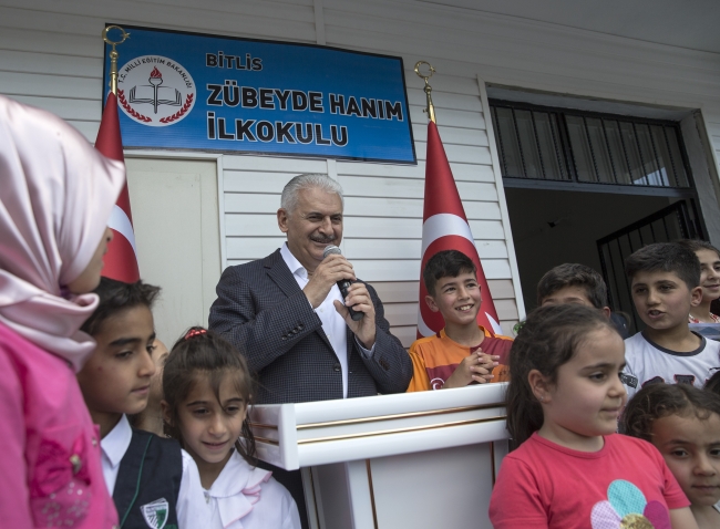 Başbakan Yıldırım: 15 yılda mevcut sayıdan fazla öğretmen göreve başladı