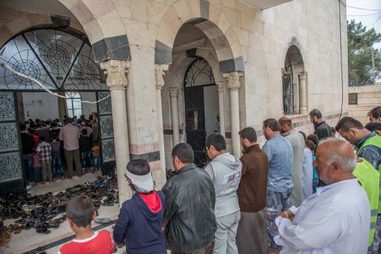 Cerablus camilerinde cuma yoğunluğu yaşandı