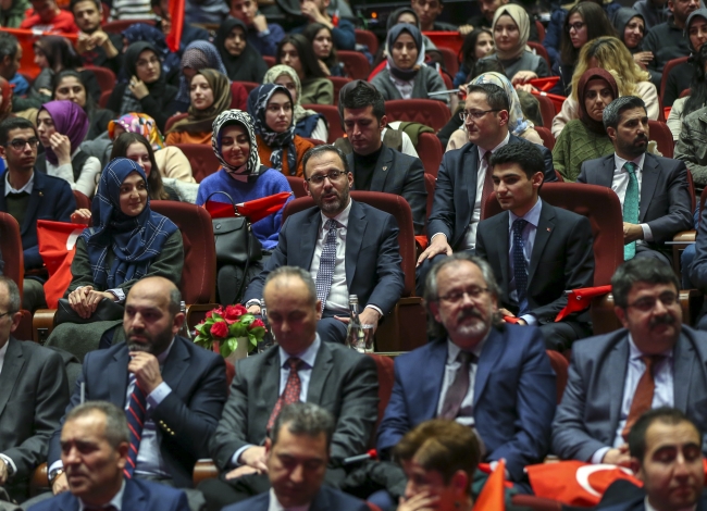 Mehmet Akif Ersoy 'Korkma' ile anıldı