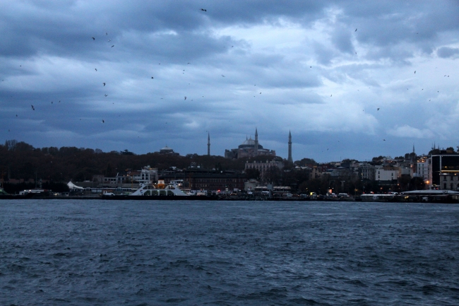 İstanbul'da sağanak ve lodos etkili oldu