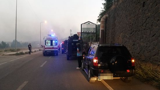 Mardin ve Diyarbakır'da polis araçlarına yönelik terör saldırısı