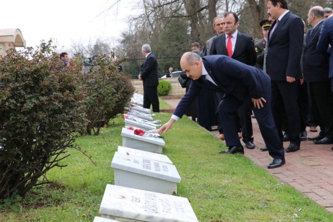 18 Mart Şehitleri Anma Günü için tüm yurtta etkinlikler yapıldı