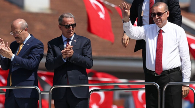 Cumhurbaşkanı Erdoğan: Batı'nın ekonomik tehdidi bizi sindiremez