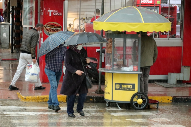 Edirne'de kuvvetli sağanak ve şiddetli rüzgar etkili oldu