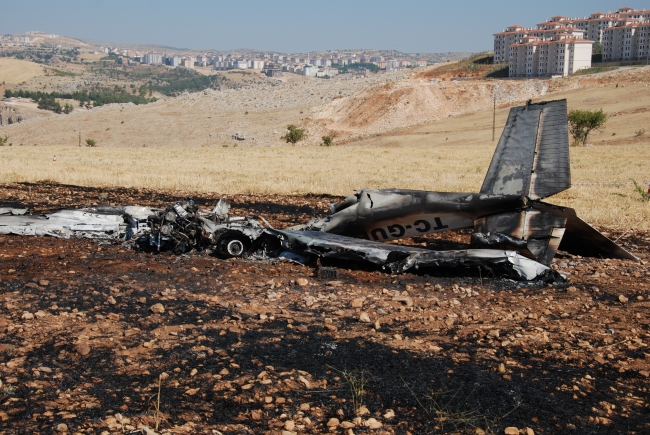 Adıyaman'da eğitim uçağı düştü