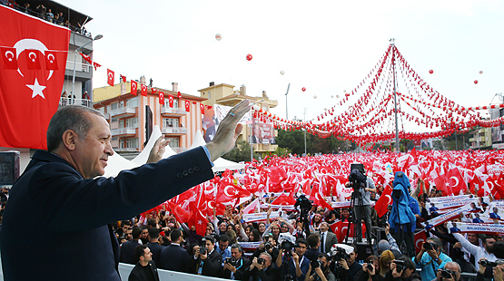 'Karşımızda her bakımdan çürüyen bir kıta var'