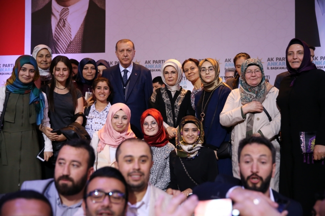 'İktidar gücünü gururlanma için kullanmamalıyız'