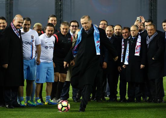 'Onlar teröre koştukça, milletim birliğe koşacak'