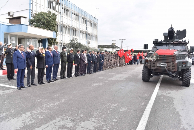 Mersin ve Elazığ'dan PÖH'ler dualarla Afrin'e uğurlandı