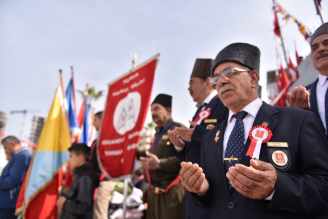 18 Mart Şehitleri Anma Günü için tüm yurtta etkinlikler yapıldı