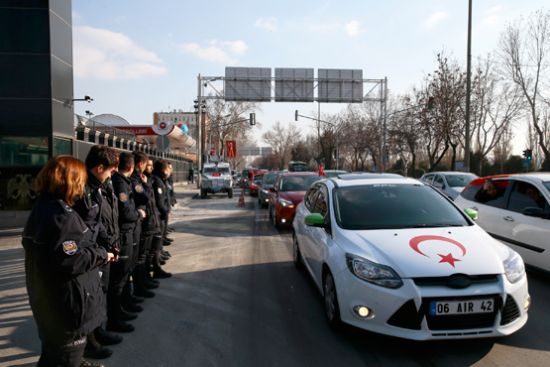 Ankara'da vatandaşlar Çevik Kuvvet'i ziyaret etti