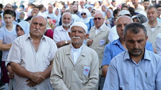 Hacı adayları kutsal topraklara uğurlandı