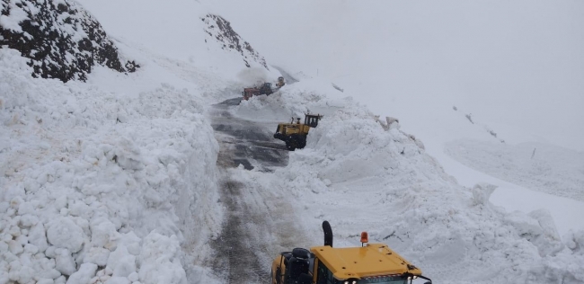 Hakkari-Şırnak kara yolu yeniden ulaşıma açıldı