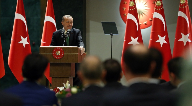 Cumhurbaşkanı Erdoğan, Cumhurbaşkanlığı personeliyle iftar yaptı