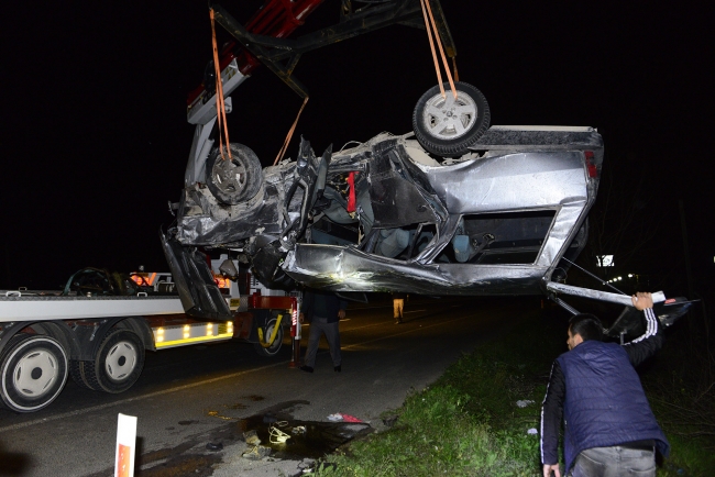 İzmir'de feci kaza: 1 ölü, 3 yaralı