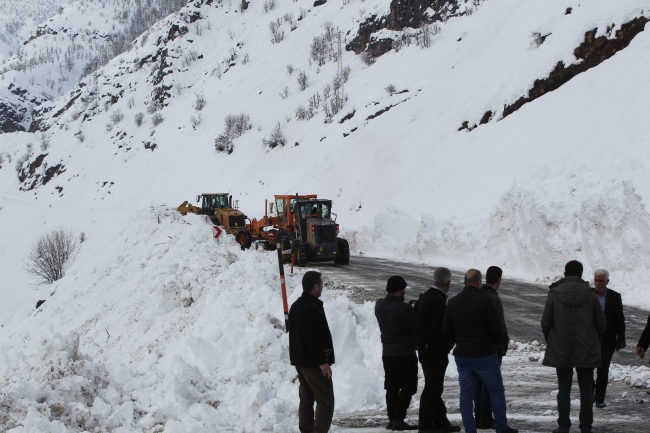 Hakkari-Şırnak karayolu ulaşıma kapandı